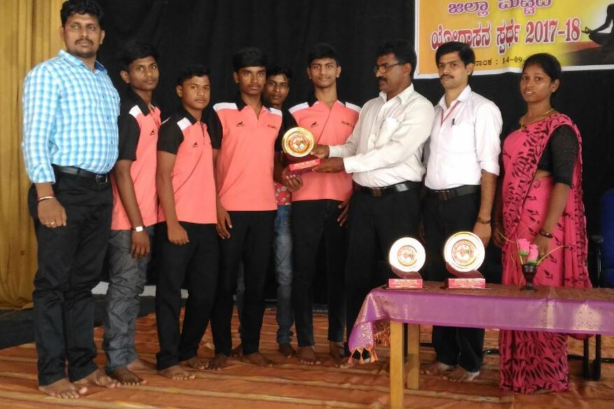 ಜಿಲ್ಲಾ ಮಟ್ಟದ ಯೋಗ ಸ್ಪರ್ಧೆ: ಆಳ್ವಾಸ್ ಚಾಂಪಿಯನ್